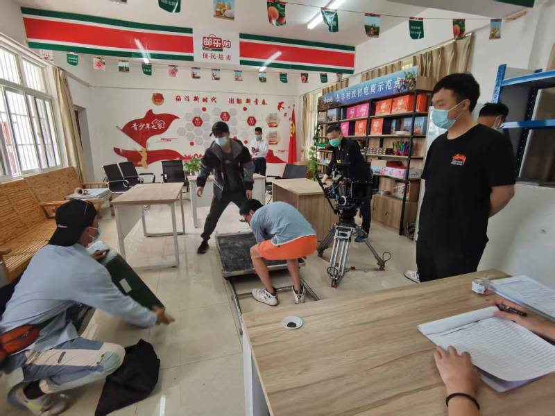 嘉陵区广告片拍摄公司：极简主义践行者，少即是多的视觉哲学