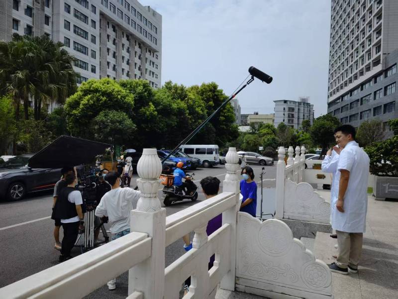 嘉陵区广告片拍摄公司低成本实现高规格制作的诀窍